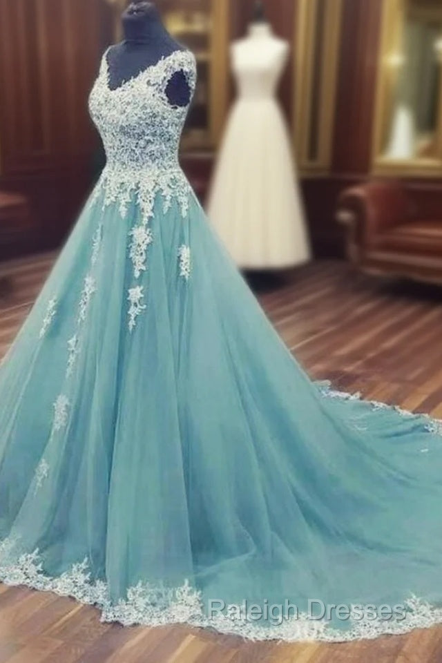 Sleeveless V Neck Chapel Train A Line Tulle Prom Dress With Hem Appliqued Lace Main image
