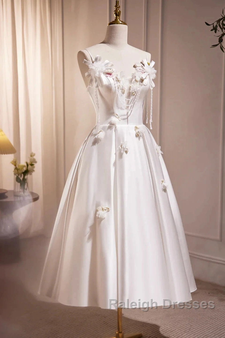 Spaghetti Strap Satin White Floral Short Prom Dresses