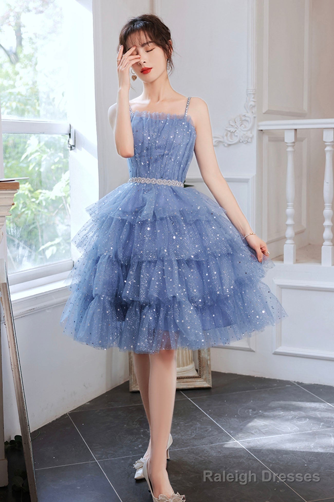 Spaghetti Strap Tulle Short Prom Dresses Cute Blue Homecoming Prom Dresses Main image