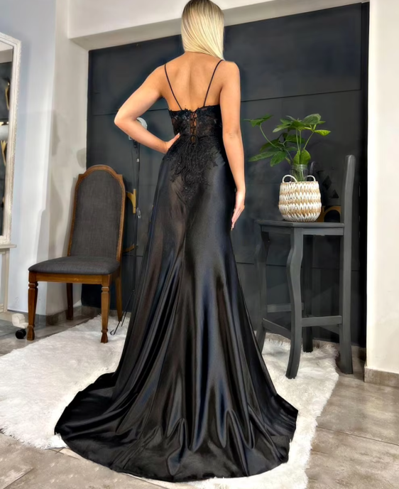 Black Fashion Classy Sexy V-Neck Exquisite Lace Spaghetti Straps Side Slits Long Satin Prom Dress Evening Dress Party Dress
