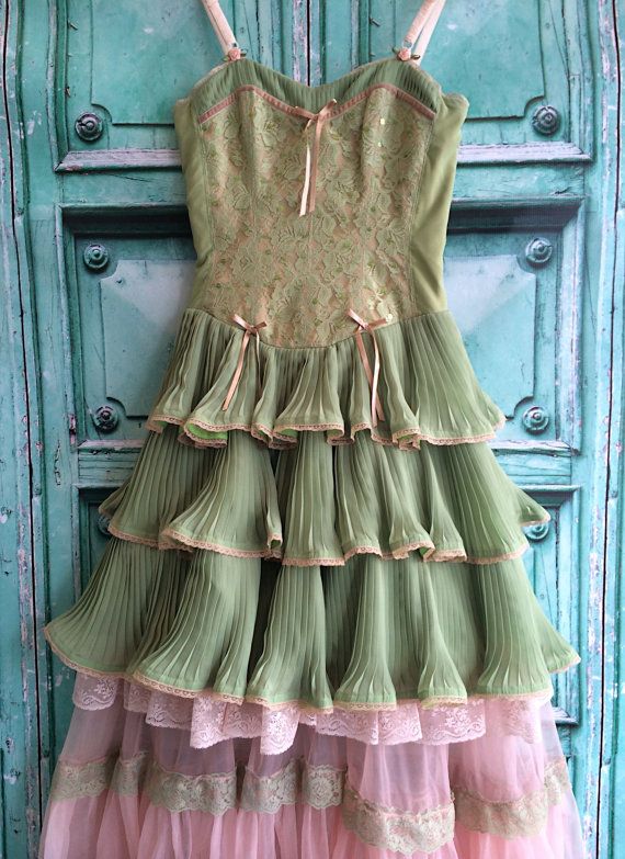 Green Pink Sweet Spaghetti Strap Layered Long Lace Tulle Ball Gown Evening Dress Coming Of Age Ceremony Dress