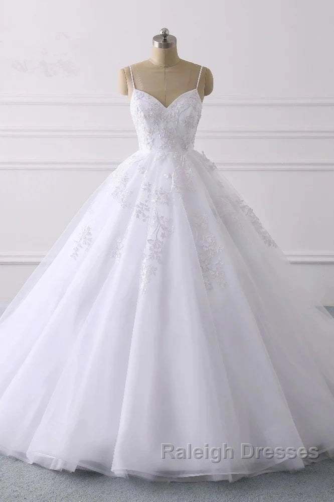 Spaghetti-Straps V-Neck Wedding Dresses With Lace Appliques