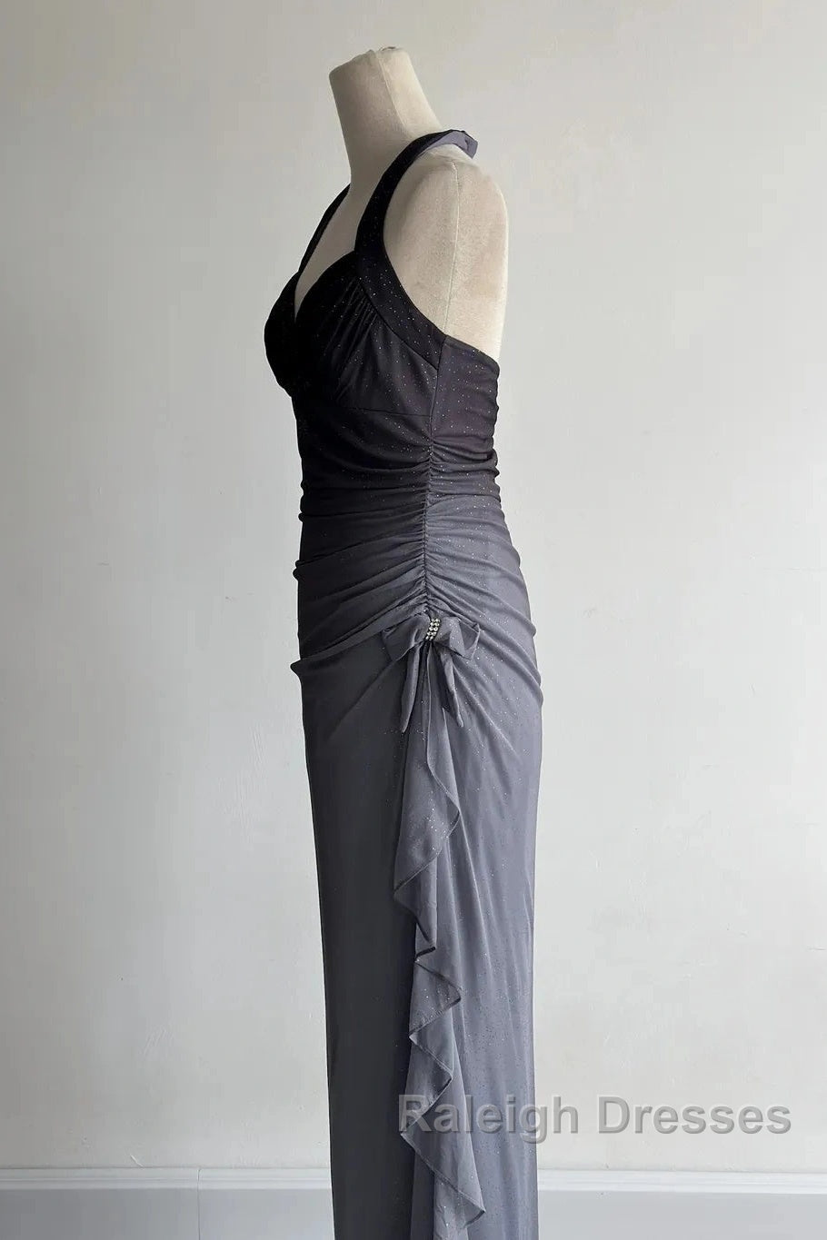 Sparkling Gradient Dark Gray Halter Neck Ruffle Sheath Prom Dress Birthday Dress