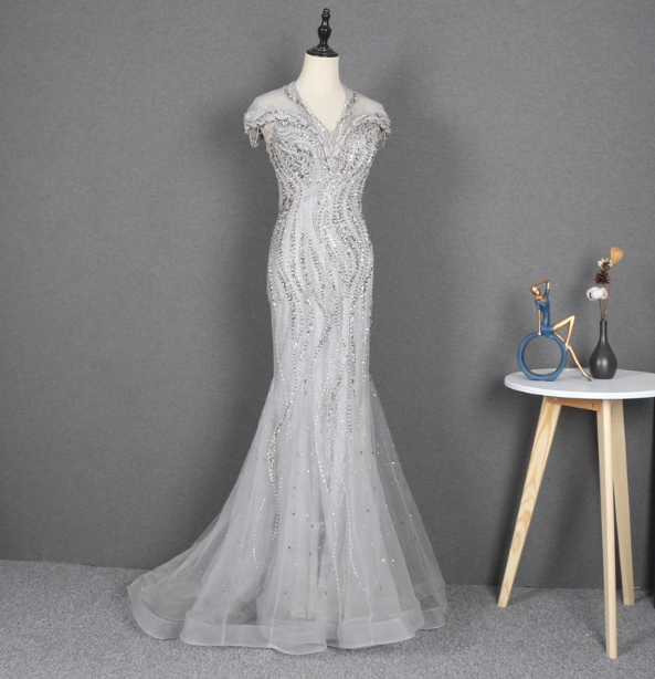 Sparkly Light Grey Mermaid V-Neck Beaded Tulle Train Formal Prom Dress Secondary image
