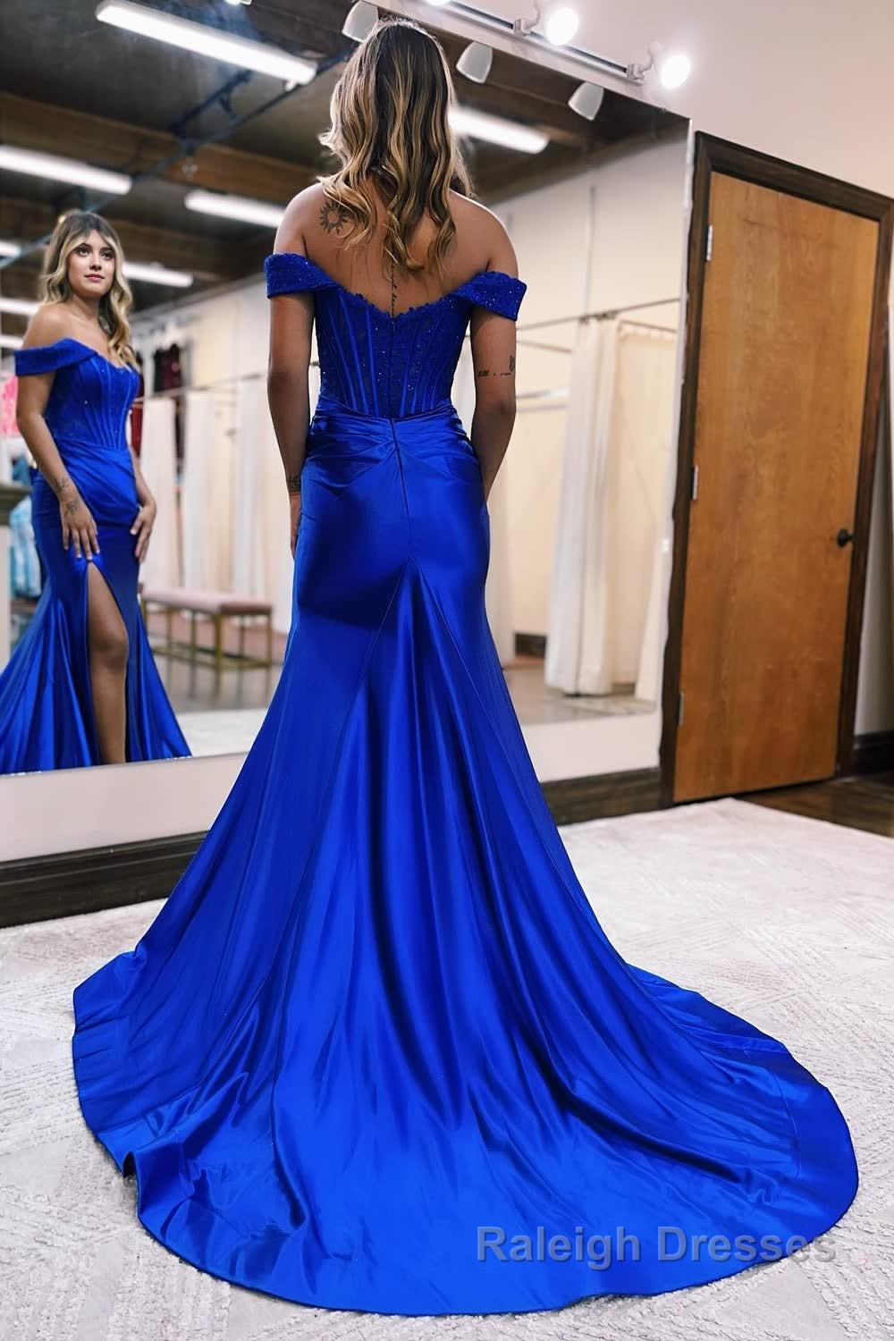 Sparkly Royal Blue Corset Detachable Neck Mermaid Long Prom Dress with Slit Secondary image