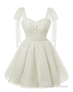 Sparkly Starry White Tulle Short Homecoming Dresses Spaghetti Bow Straps Prom Dress Sequin Cocktail Party Dress for Teens