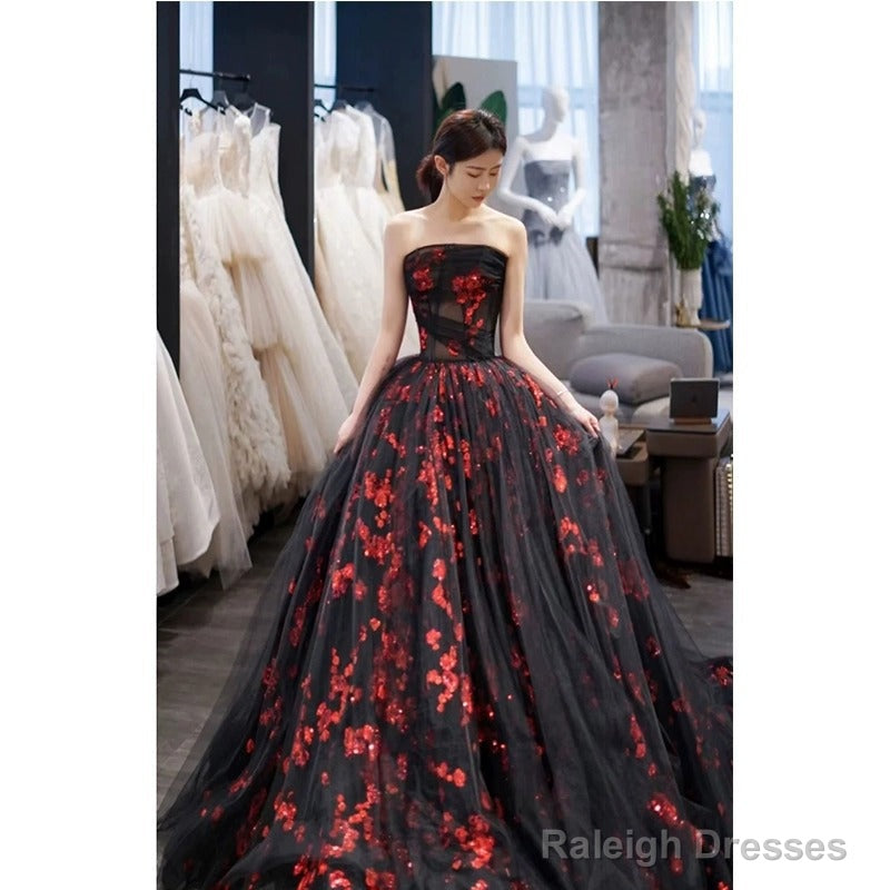 Strapless A-Line Tulle Prom Dresses Applique Black Ball Gowns