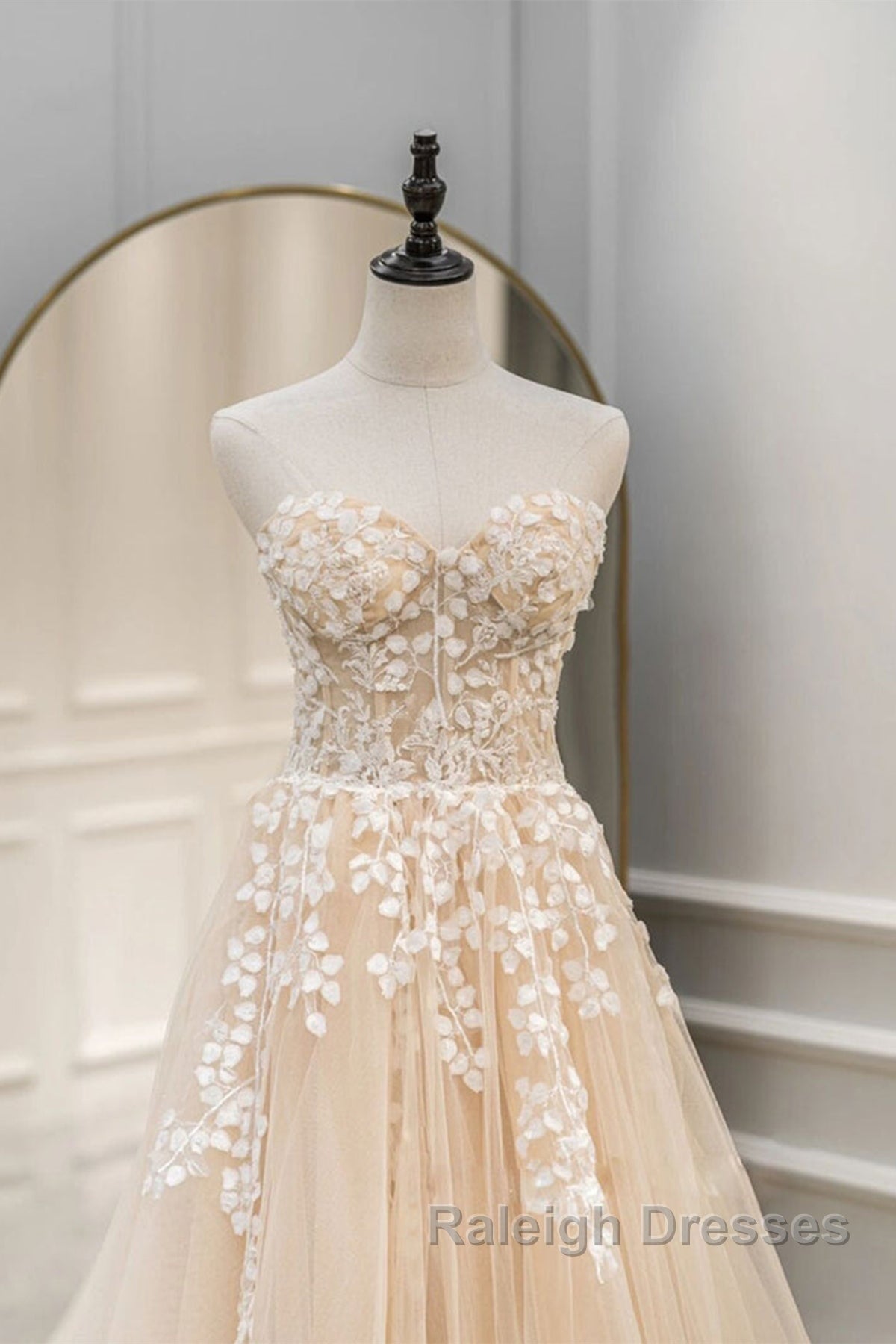 Strapless Champagne Lace Tulle Long Prom Dresses Champagne Lace Prom Dresses Secondary image