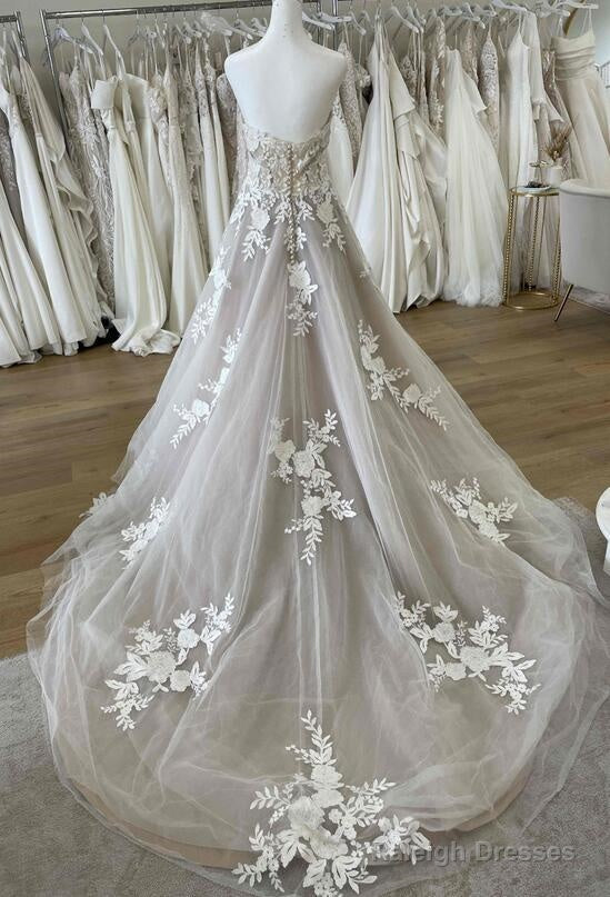 Strapless Tulle/Lace Beach Wedding Dress