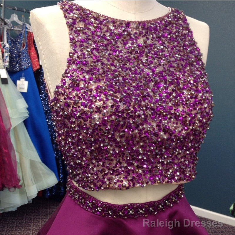 Stunning Beaded Satin Homecoming Dresses Two Piece Prom Gowns Short