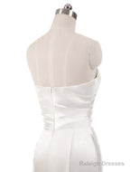 Stunning Ivory Wedding Dress Strapless Mermaid Prom Dress V Neck Sleeveless Split Beach Bridal Gowns With Court Train