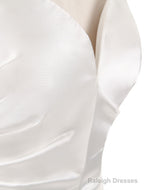 Stunning Ivory Wedding Dress Strapless Mermaid Prom Dress V Neck Sleeveless Split Beach Bridal Gowns With Court Train