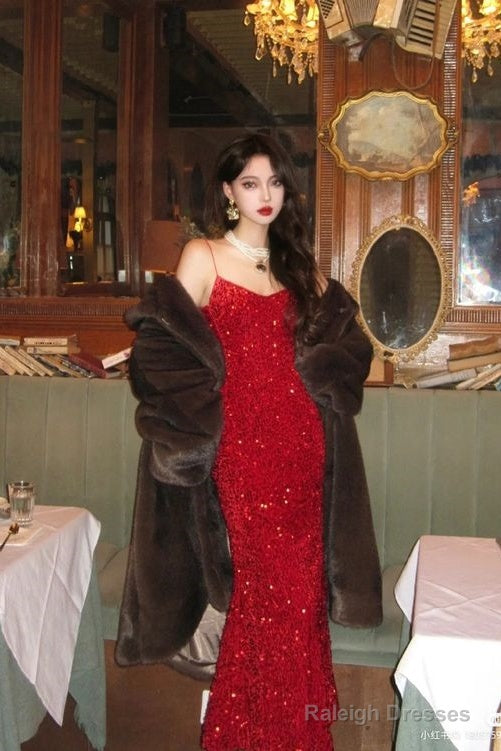 Stunning Mermaid Spaghetti Straps Long Red Sequin Prom Dresses Birthday Outfits