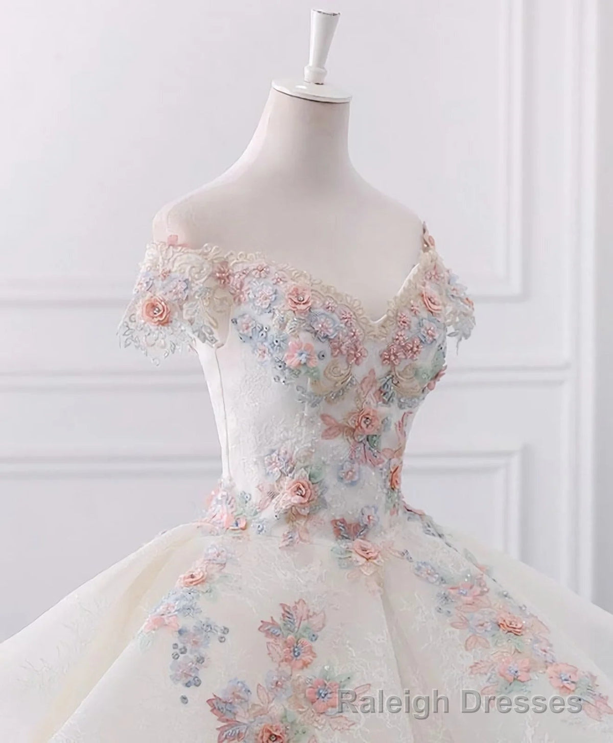Stunning Off The Shoulder Flower Ball Gowns Lace Wedding Dress Stunning Off The Shoulder Flower Ball Gowns Lace Wedding Dress