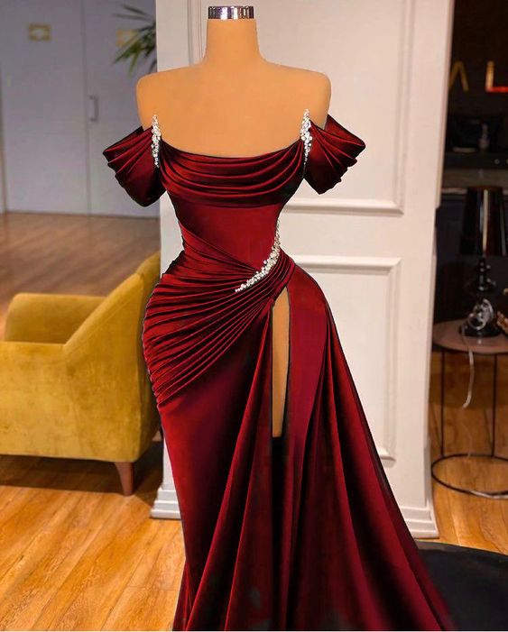 STUNNING OFF-THE-SHOULDER MERMAID PROM Dresses RUFFLES WITH HIGH SPLIT Main image
