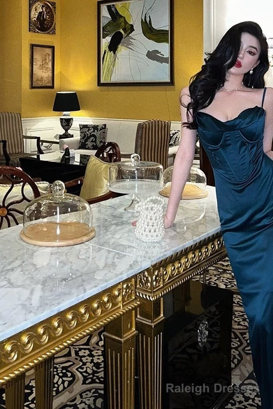 Stunning Sheath Spaghetti Straps Navy Blue Date Night Dress Ruffles Prom Dresses Birthday Outfit