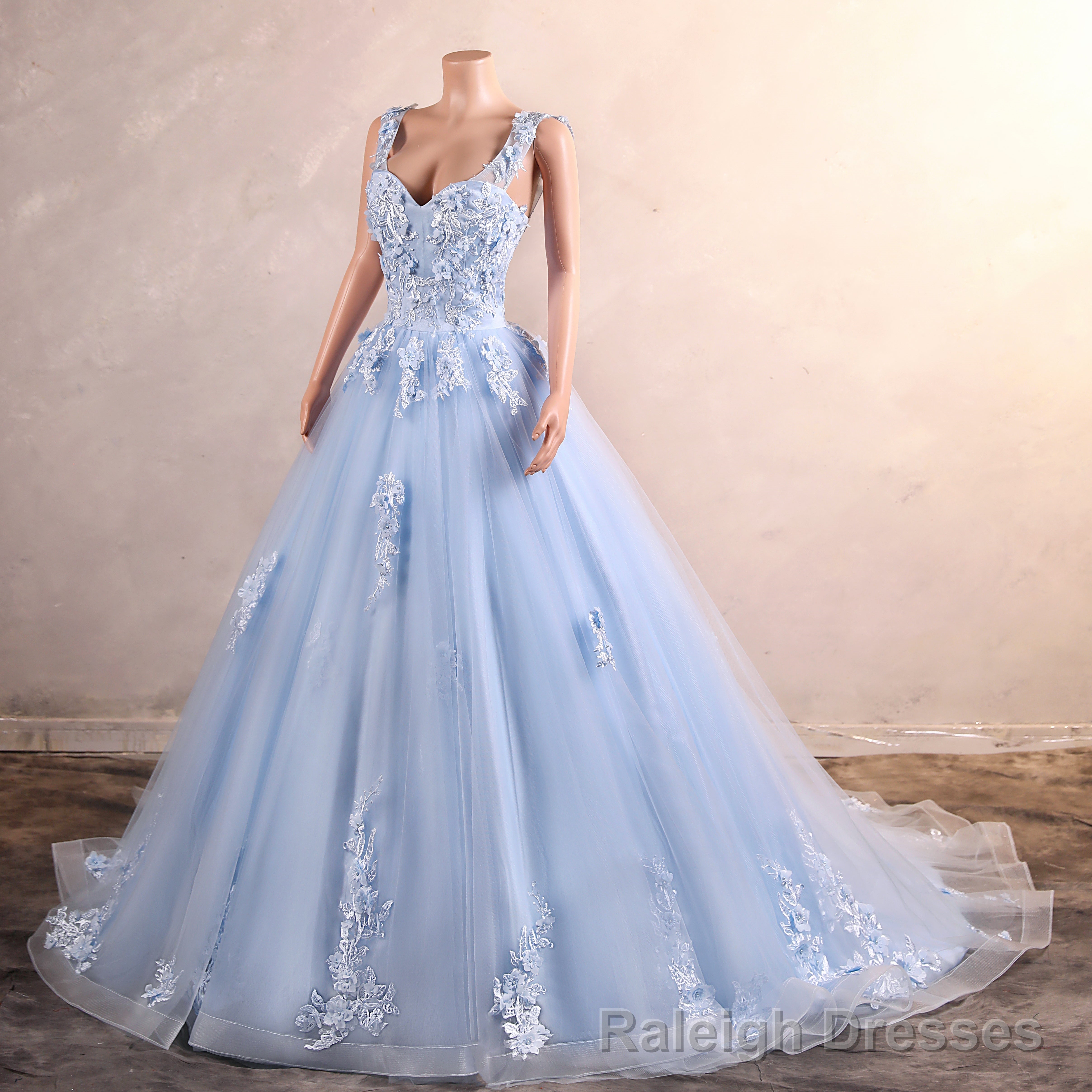 Sweet 16 Corset Tie Back Ball Gown Light Blue Quinceanera Dresses Train Sleeveless Sweetheart Tulle Cowl Back with Pearls Appliques Secondary image