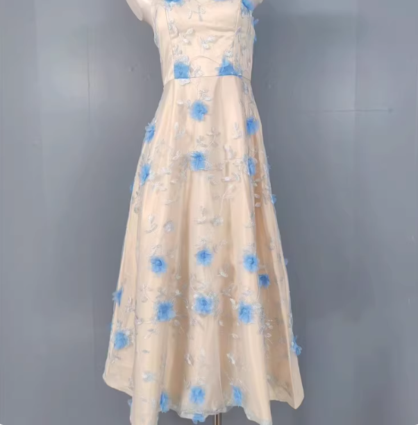 Sweet A-Line 3D Floral Embroidery Tulle Long Formal Prom Dress