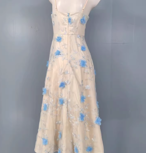 Sweet A-Line 3D Floral Embroidery Tulle Long Formal Prom Dress
