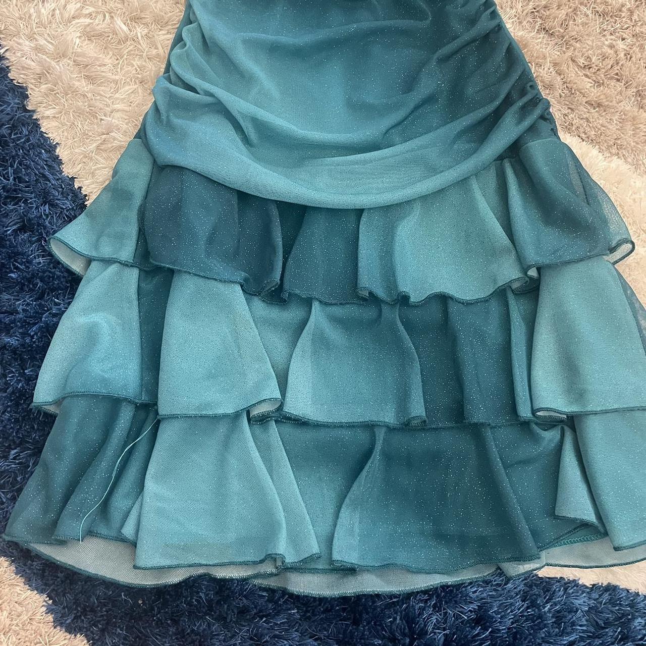 Sweet Glitter Halterneck V-Neck Ruffled Mini 16Th Birthday Homecoming Dresses