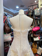 Sweet Ivory Heart-Shaped Neckline Embroidered Layered Lace Formal Prom Dress