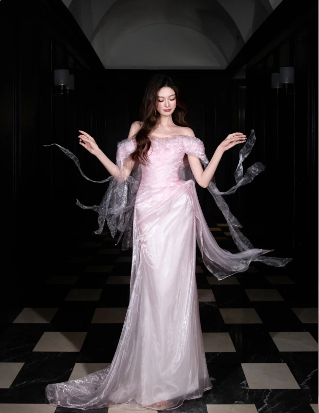 Sweet Light Pink Mermaid Off-Shoulder Organza Formal Prom Dress Secondary image