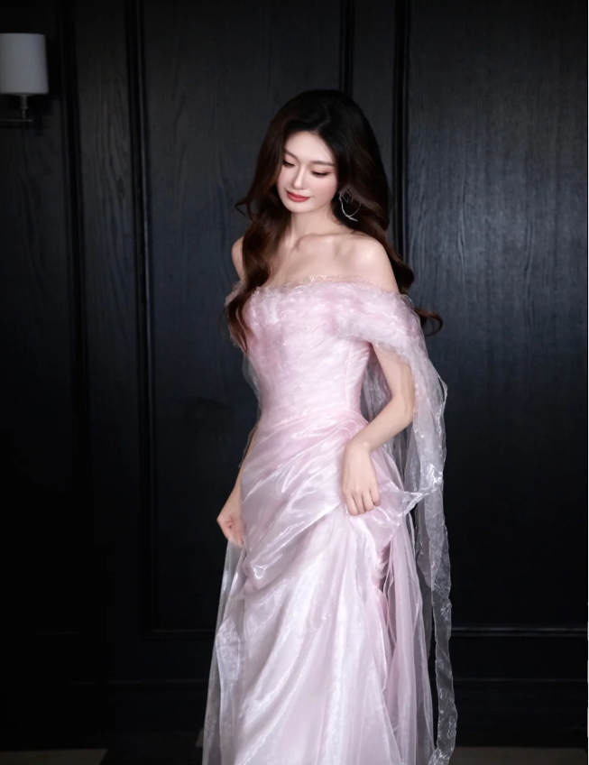 Sweet Light Pink Mermaid Off-Shoulder Organza Formal Prom Dress