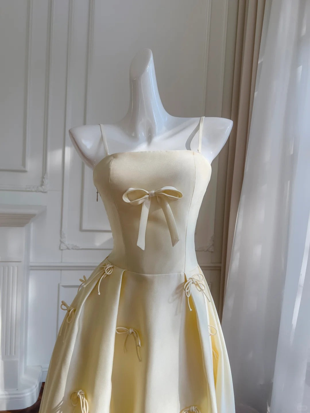 Sweet Light Yellow A-Line Spaghetti Strap Bow Satin Long Formal Prom Dress Bridesmaid Dress