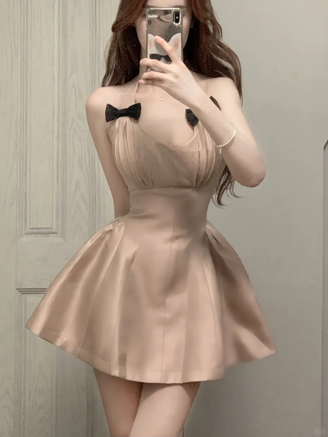 Sweet Pink Halter Neck Bow Satin A-Line Homecoming Dress