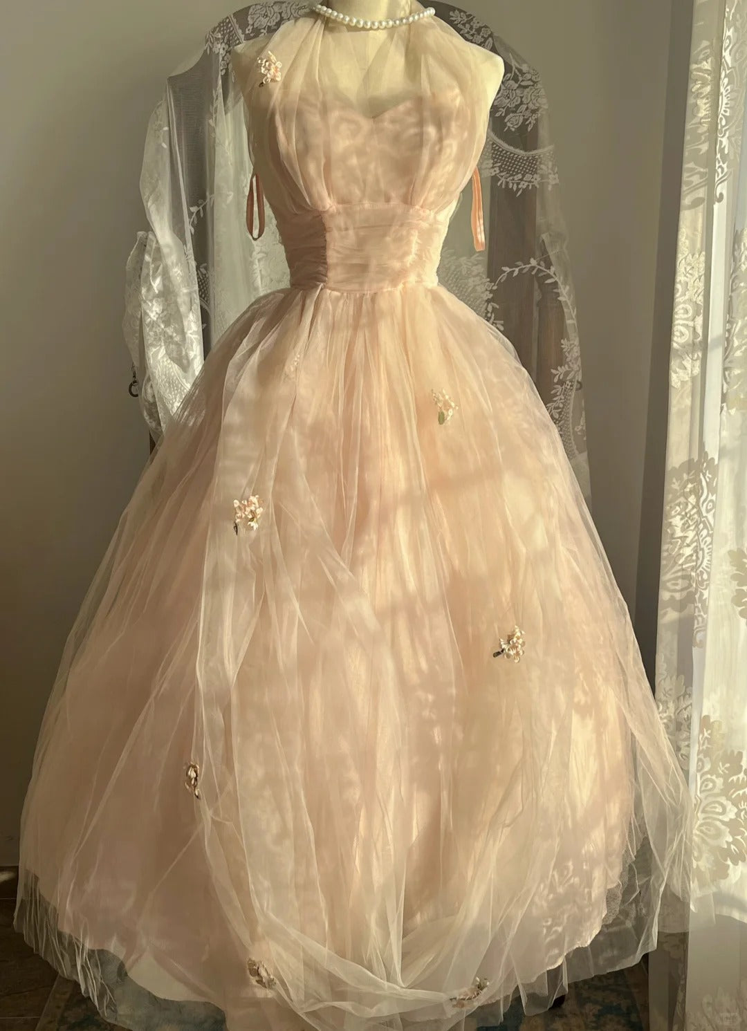 Sweet Pink Halter Neck Tulle Long Ball Gown Prom Dress