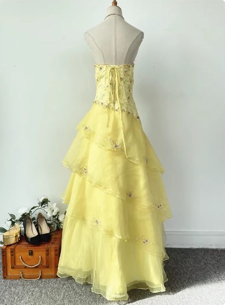 Sweet Princess Yellow A-Line Strapless Beaded Embroidered Tulle Long Formal Prom Dress Secondary image