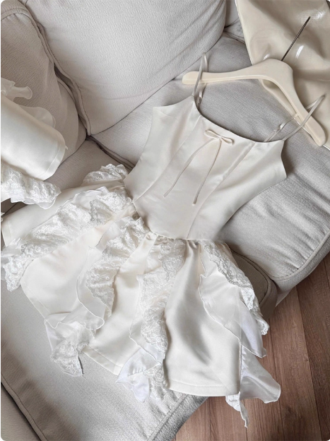 Sweet White Bow Satin Lace Ruffled 17Th Birthday Homecoming Dress Secondary image