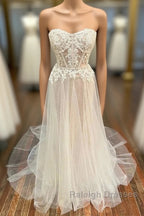 Sweetheart Appliques A-Line Long Wedding Dress