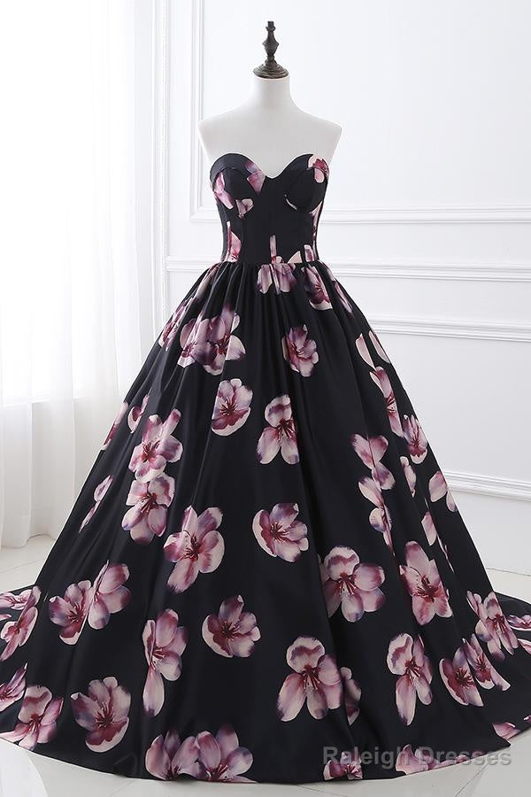 Sweetheart Floral Ball Gown Main image