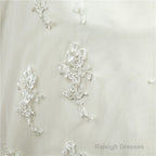 Sweetheart Lace Appliques Light Champagne Wedding Dresses
