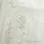 Sweetheart Lace Appliques Light Champagne Wedding Dresses