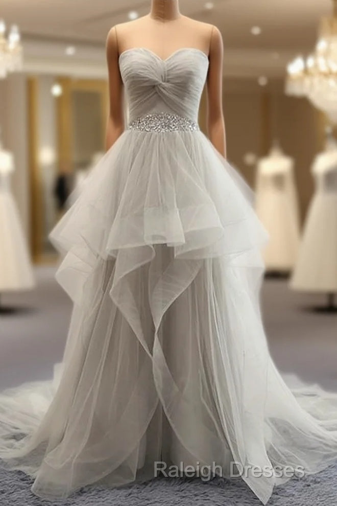 Sweetheart Long Tulle Gray Wedding Dresses With Beading Main image