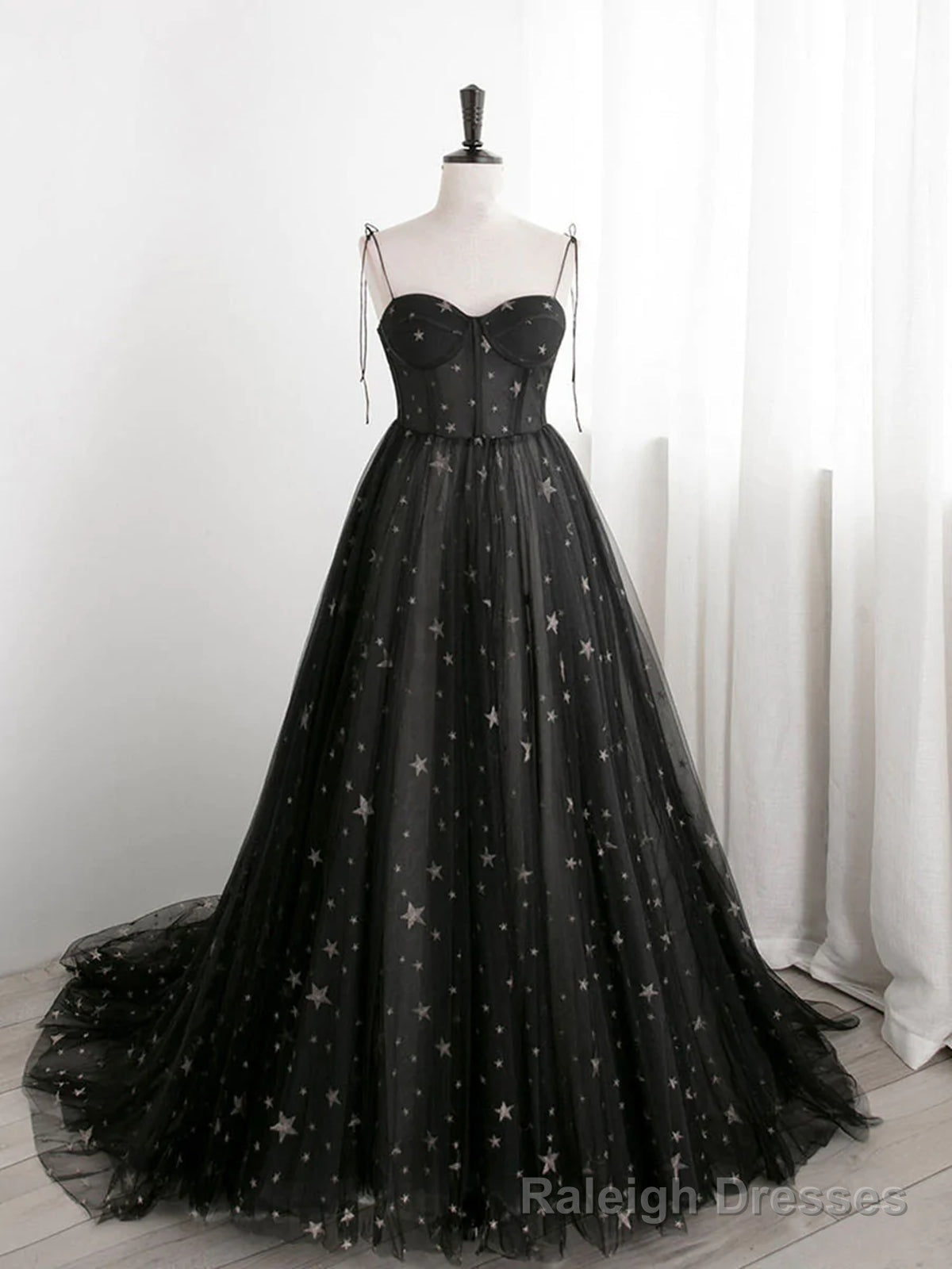 Sweetheart Neck Black Long Prom Dresses, Black Long Formal Evening Dresses Main image