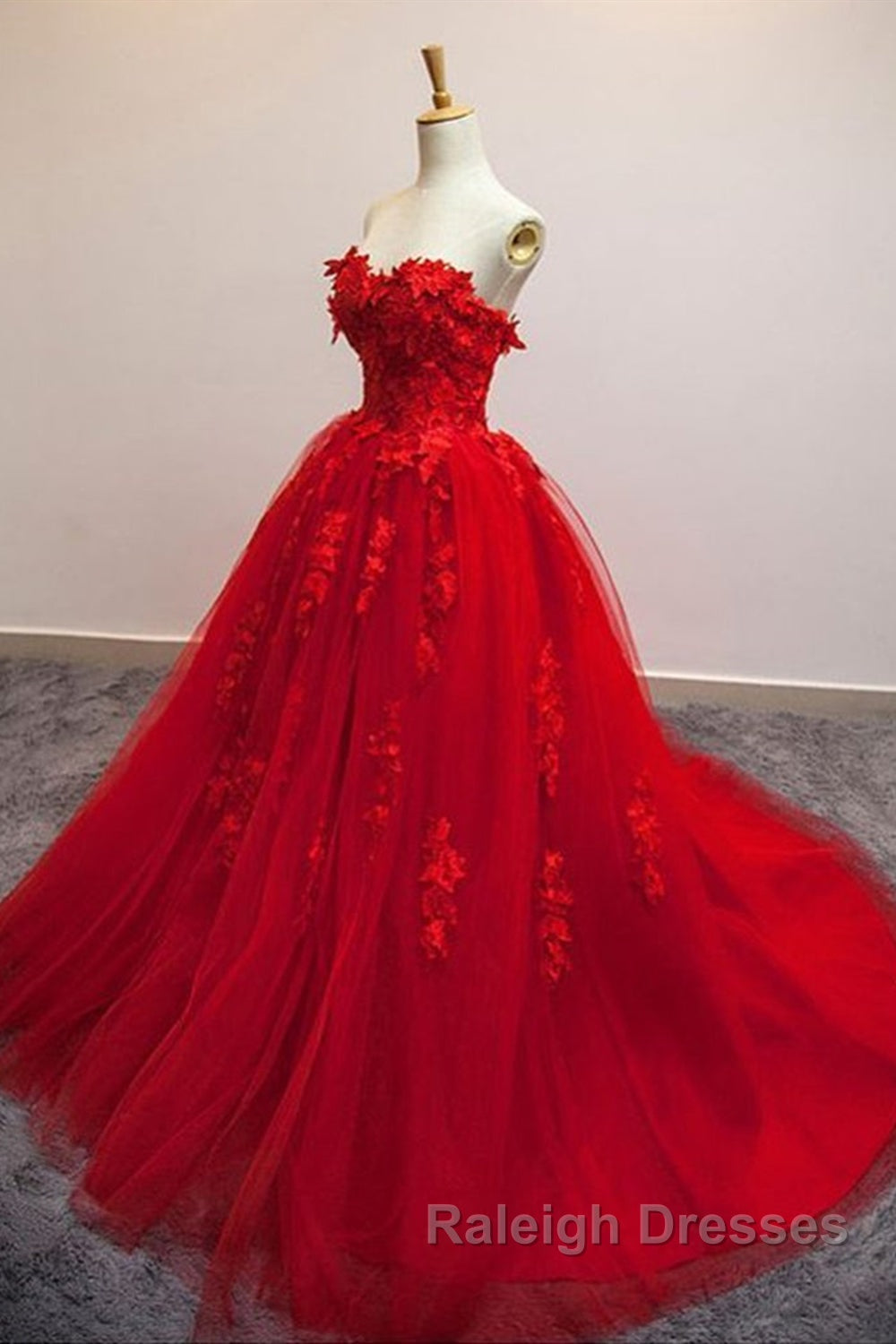 Sweetheart Neck Red Lace Floral Long Prom Dresses, Red Lace Formal Evening Dresses, Red Ball Gown Secondary image