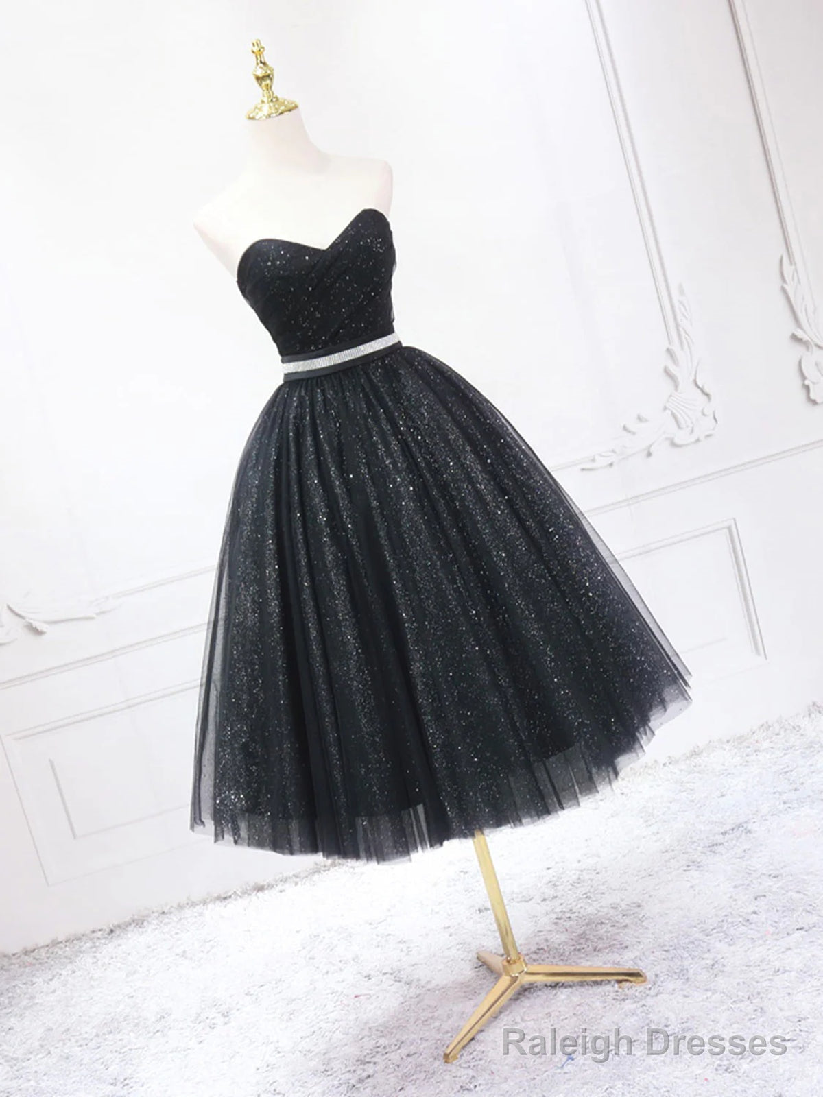 Sweetheart Neck Short Black Prom Dresses, Short Black Formal Graduation Homecoming Dresses Secondary image