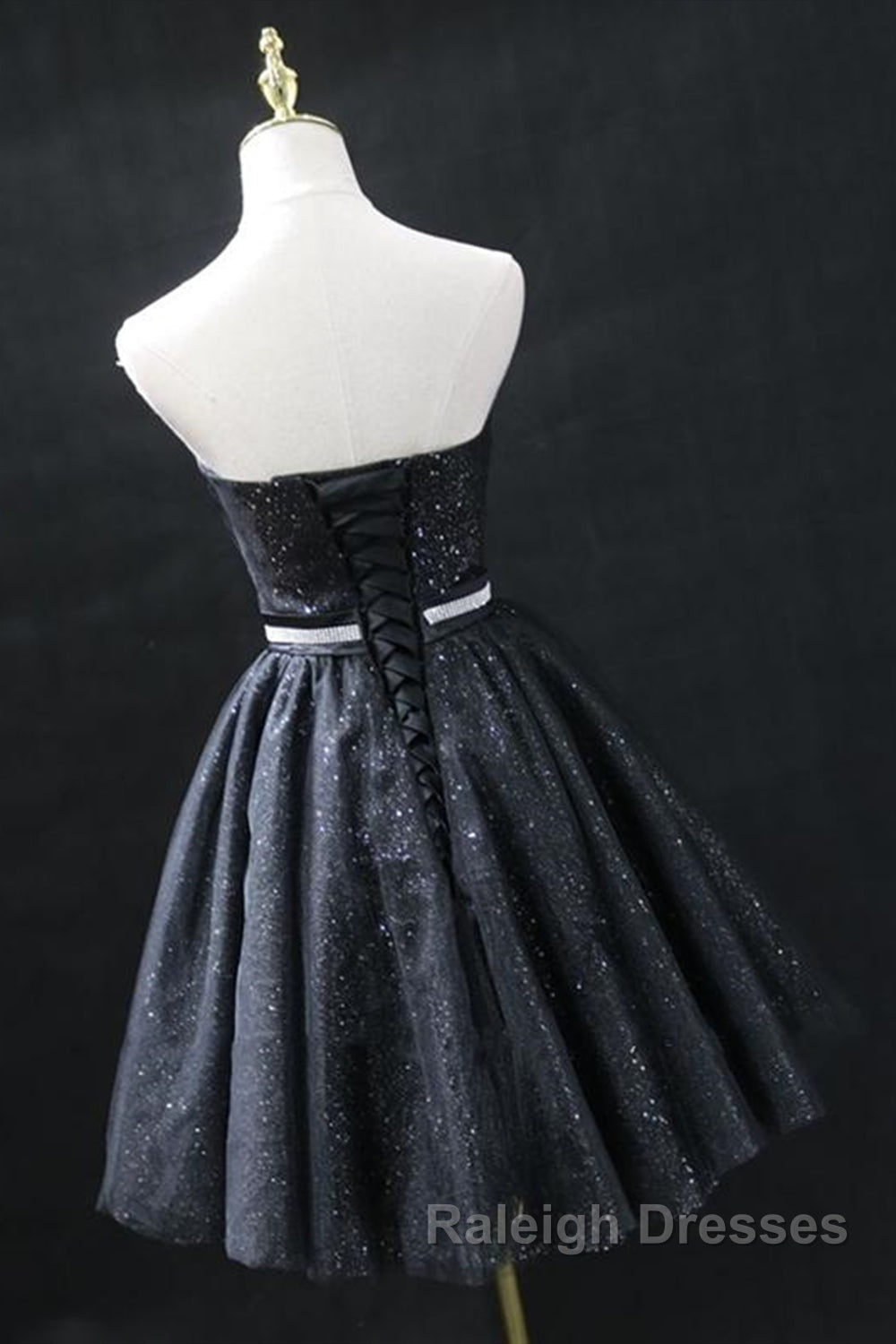 Sweetheart Neck Strapless Black Short Prom Dresses, Open Back Black Homecoming Dresses, Black Formal Evening Dresses Secondary image