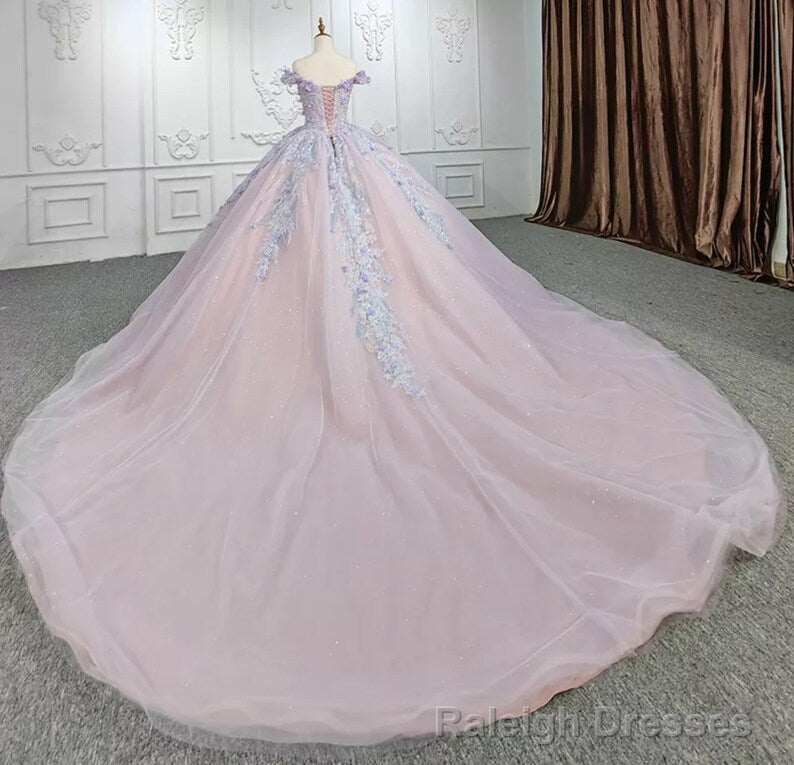 Sweetheart Off The Shoulder Beaded Floral AppliquèŒquinceanera Ball Gown Main image