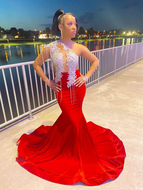 Stunning And Elegant Princess Prom Wear Gowns Red Prom Dress