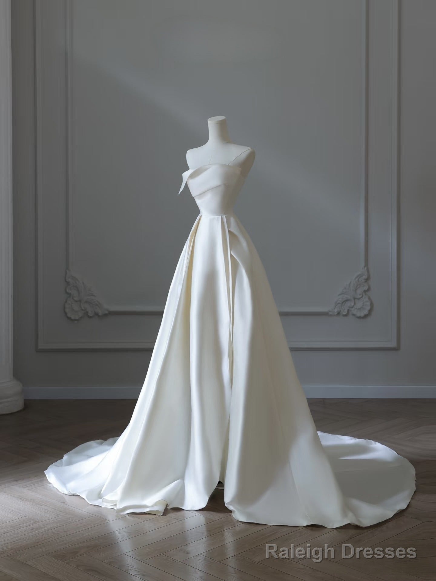 Timeless A-Line Strapless Satin Ivory Long Wedding Dresses Bridal Dress Main image
