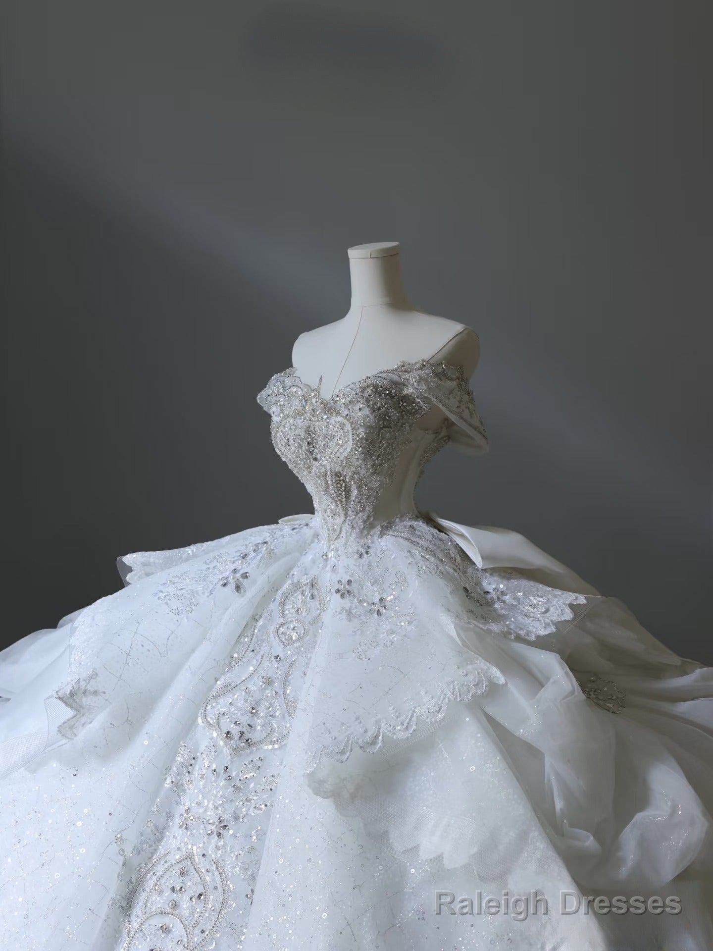 Timeless Ball Gowns Off The Shoulder Neckline Tulle Sequin Wedding Dress Bridal Dresses