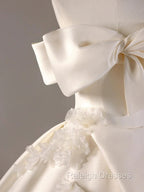 Timeless Ball Gowns Off The Shoulder Short Sleeves Satin White Wedding Dresses Brides Dress