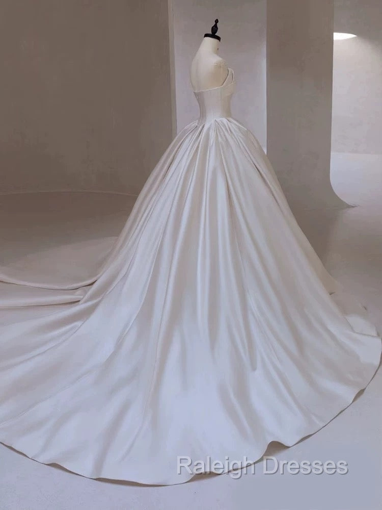 Timeless Ball Gowns Strapless Satin White Wedding Dresses Brides Dress Secondary image