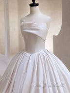 Timeless Ball Gown Strapless Satin White Wedding Dresses Brides Dress