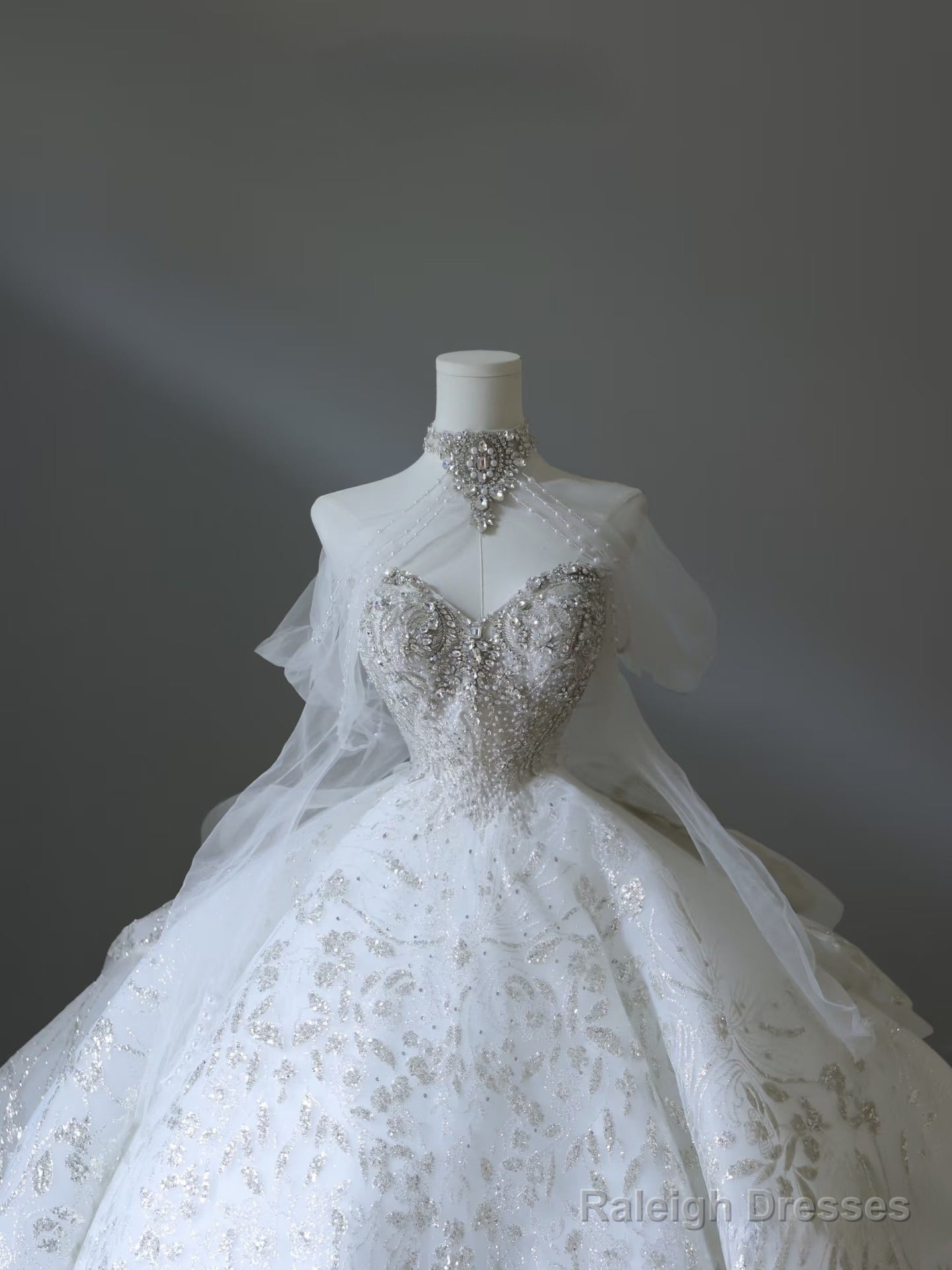 Timeless Ball Gowns Sweetheart Neckline Sequin Long Sleeves Wedding Dresses Bridal Dress