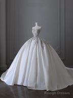 Timeless Ball Gown Sweetheart Satin White Wedding Dresses Brides Dress